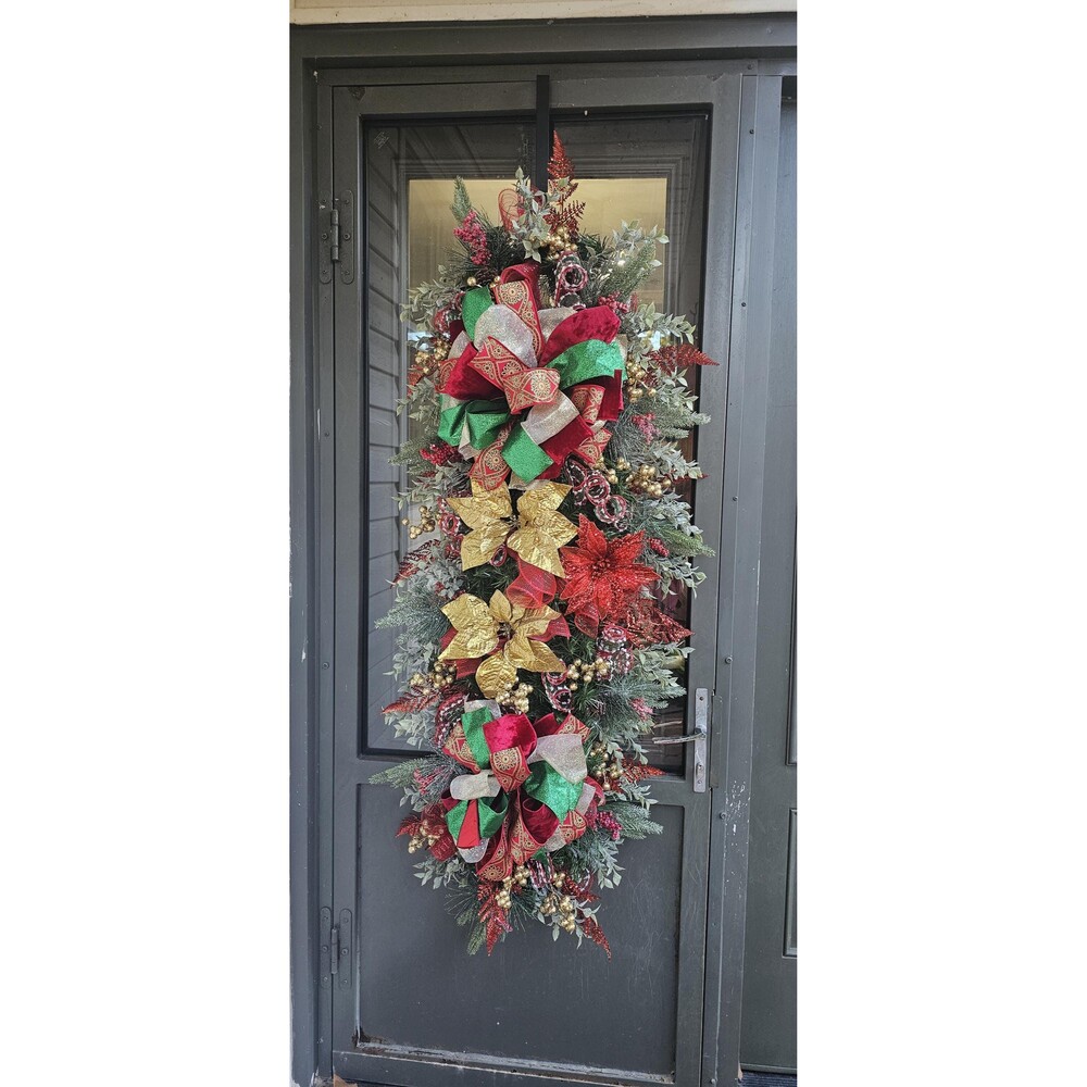 Traditional Color Christmas Wreath